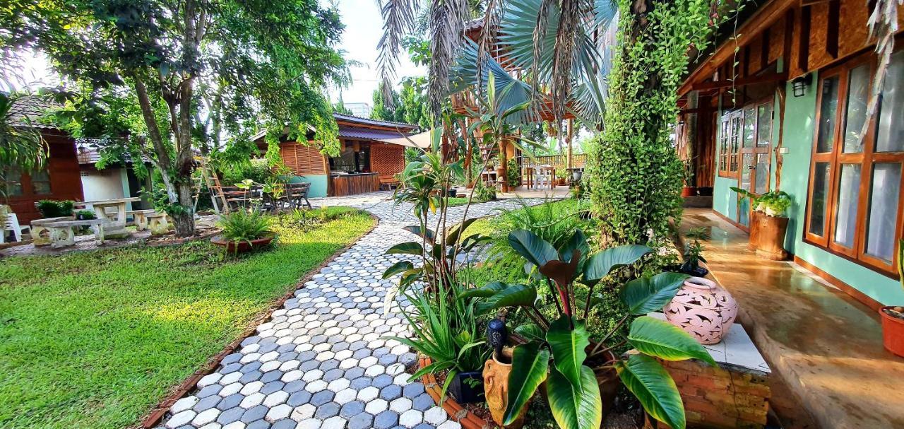 Baan Suan Taboon Homestay Chiang Rai Exterior foto